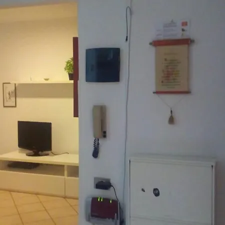 A Due Passi Dal Treno